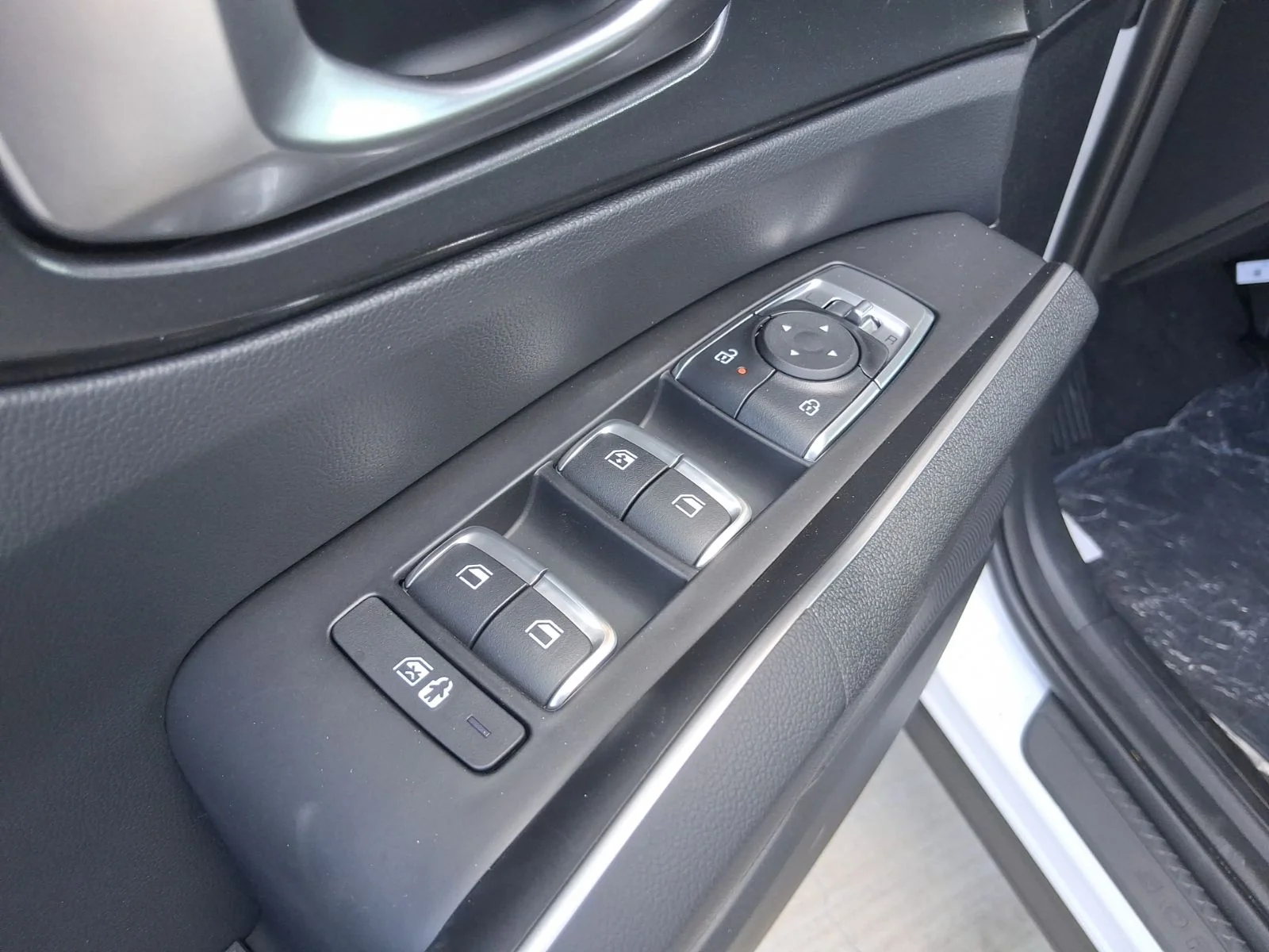 New 2026 White Kia LX image 20