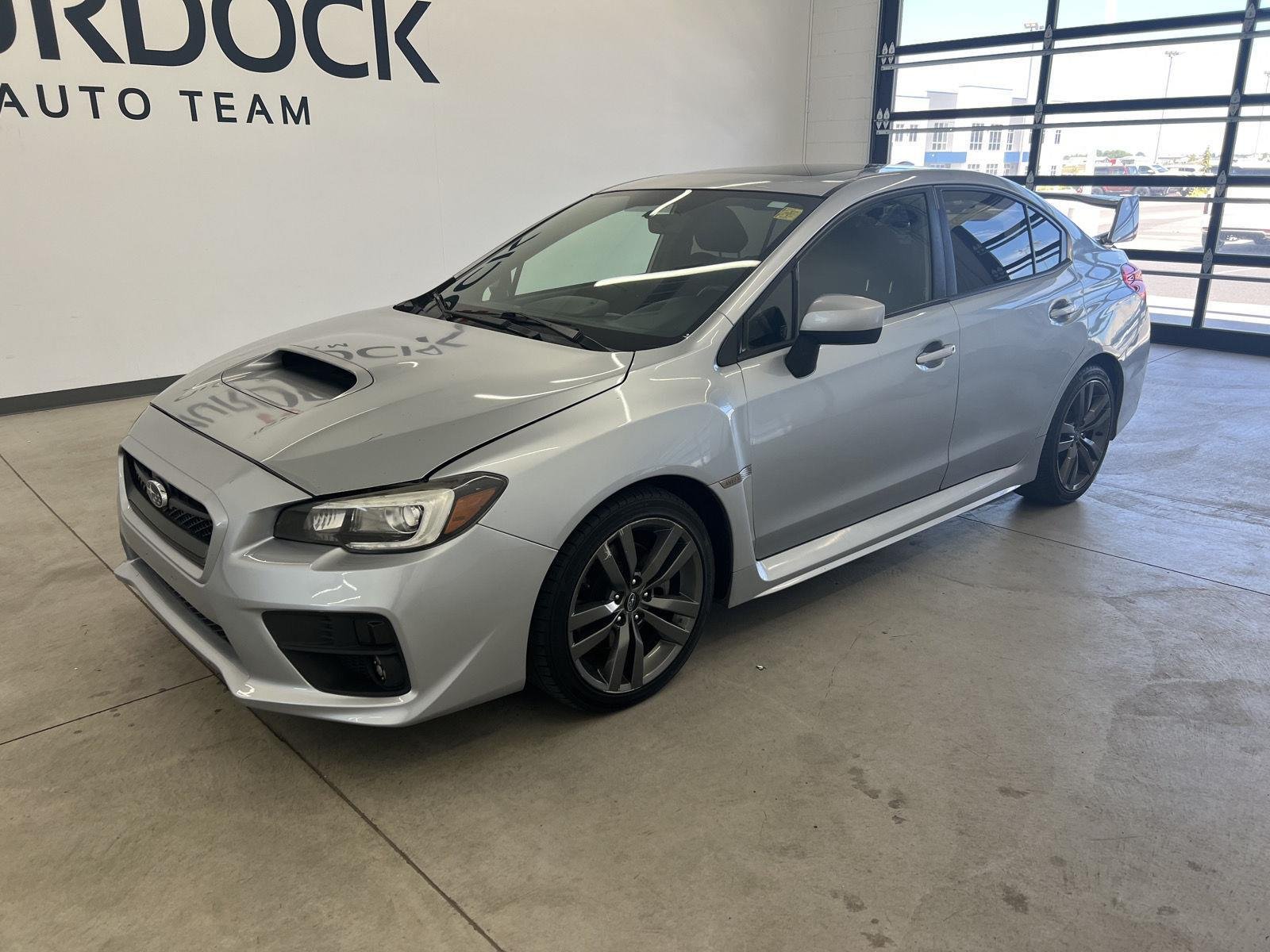 Used 2017 Ice Silver Metallic Subaru Premium image 6