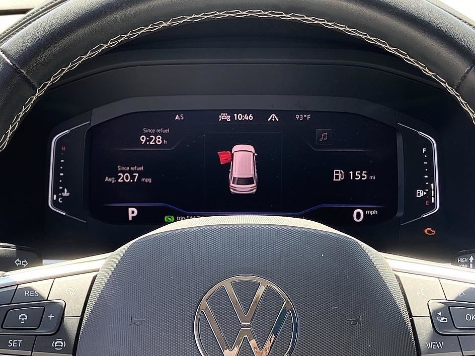 Used 2022 Tourmaline Blue Metallic Volkswagen 3.6L V6 SE w/Technology image 17