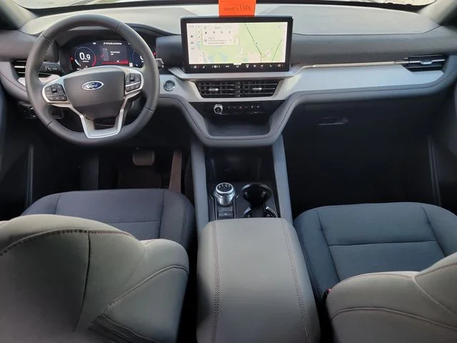 New 2027 Black Metallic Ford Active image 14