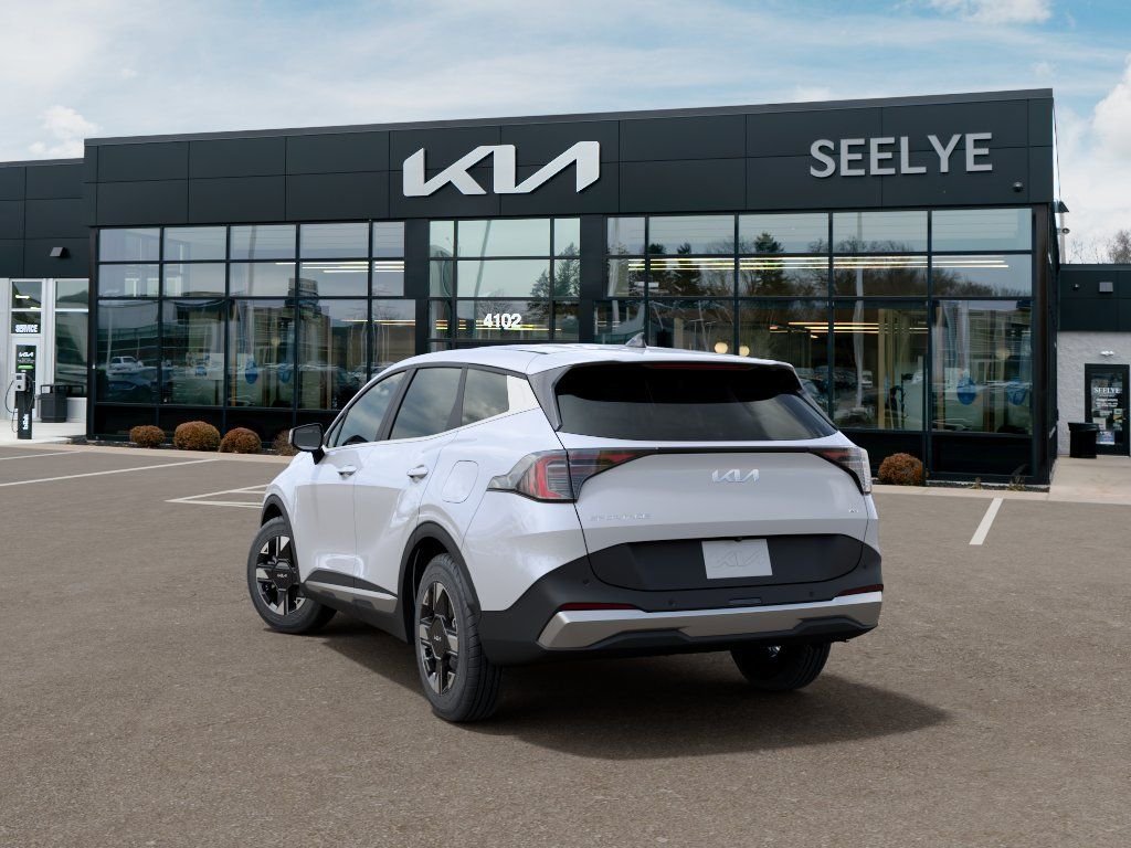 New 2026 Glacial White Pearl Kia LX image 4