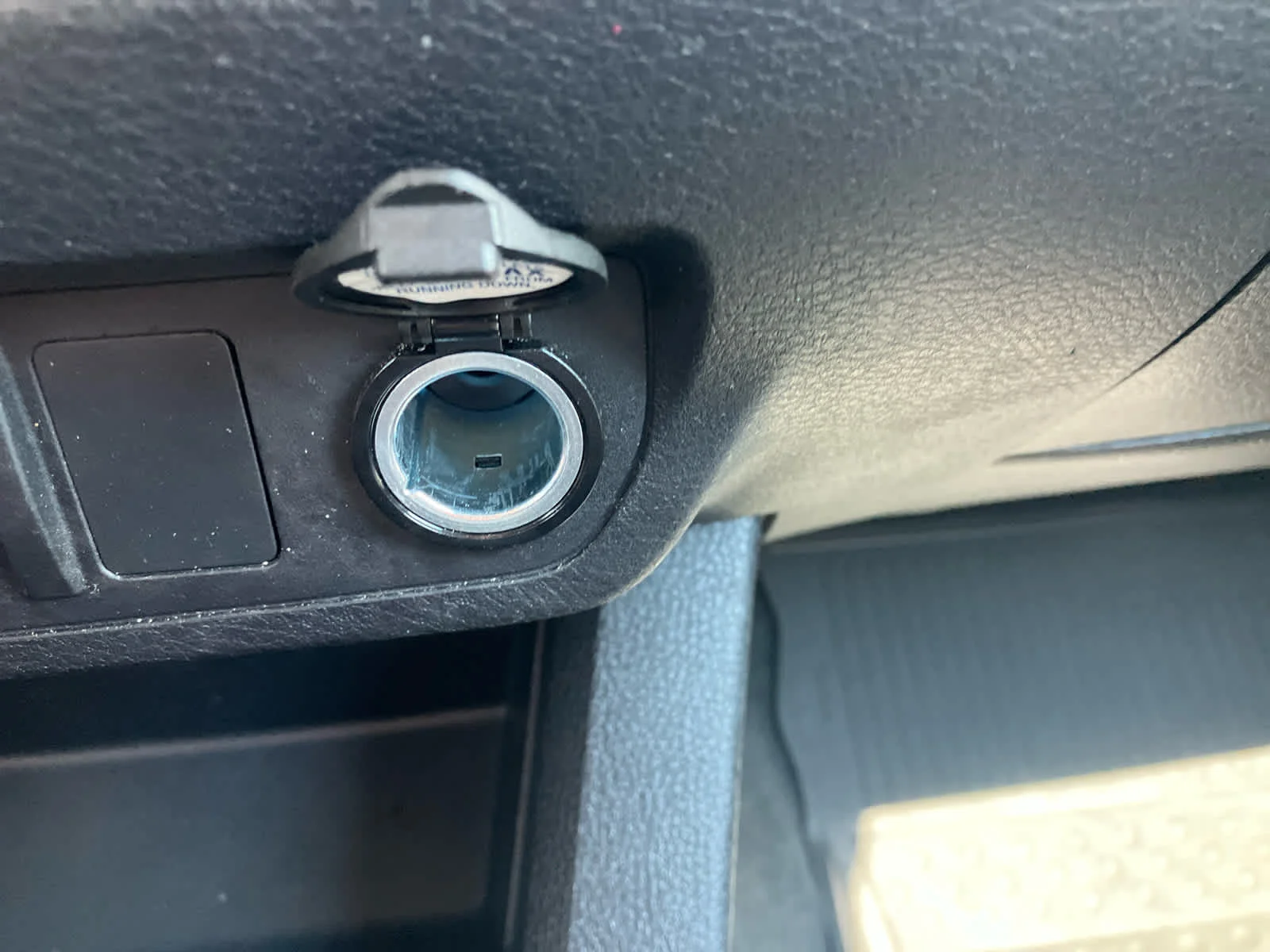 Used 2023 Magnetic Gray Metallic Toyota SR5 image 25