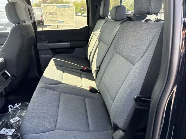 New 2026 Agate Black Metallic Ford XLT image 25