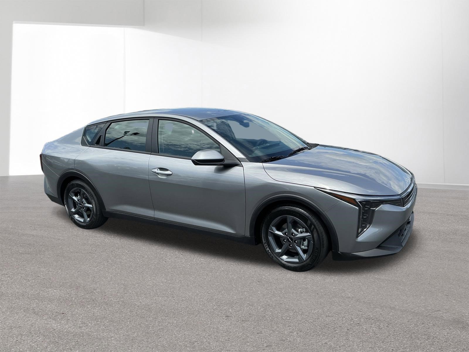 2026 Kia K4 LXS AT's photo