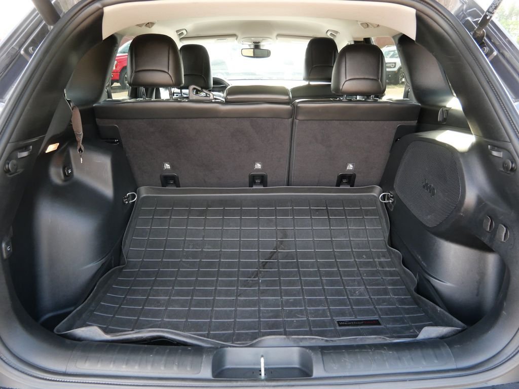 Certified Used 2020 Gray Jeep Limited image 9