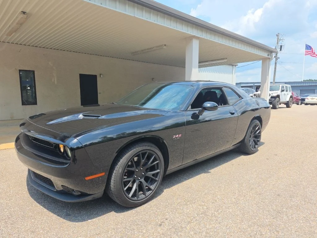 Used 2018 Black Dodge R/T image 1