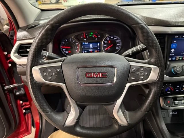 Used 2023 Volcanic Red Tintcoat GMC SLE image 18
