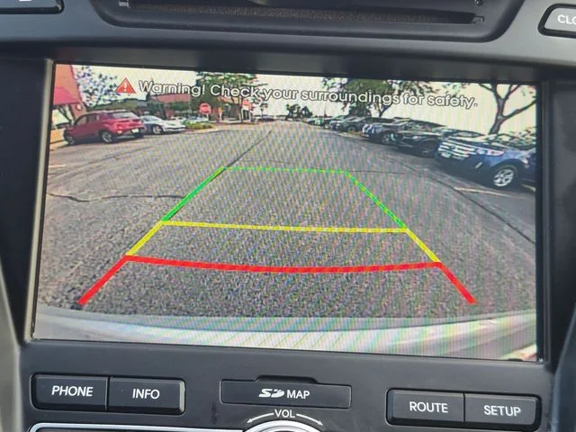 Used 2014 Silver Hyundai 2.0T image 16