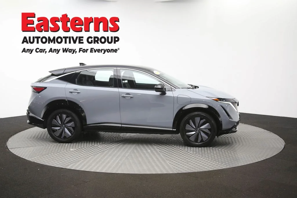 Used 2023 Gray Nissan VENTURE+ image 44