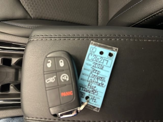 New 2026 Fathom Blue Pearl Coat Jeep Latitude image 32
