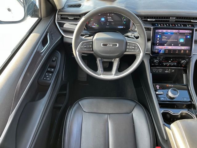 Used 2023 Silver Jeep 4xe image 10