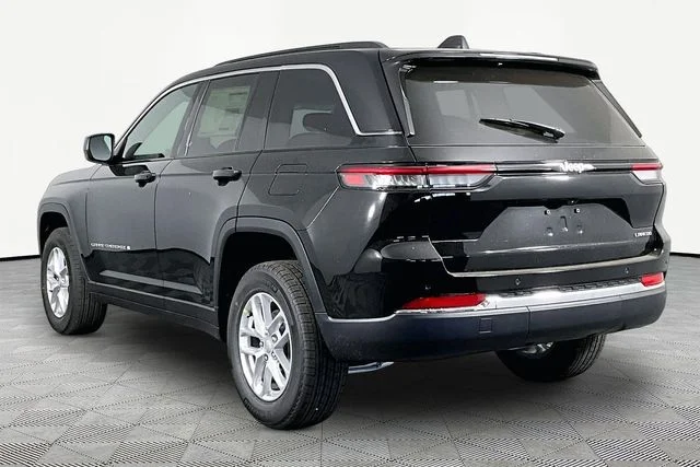 New 2026 Black Jeep Laredo image 4