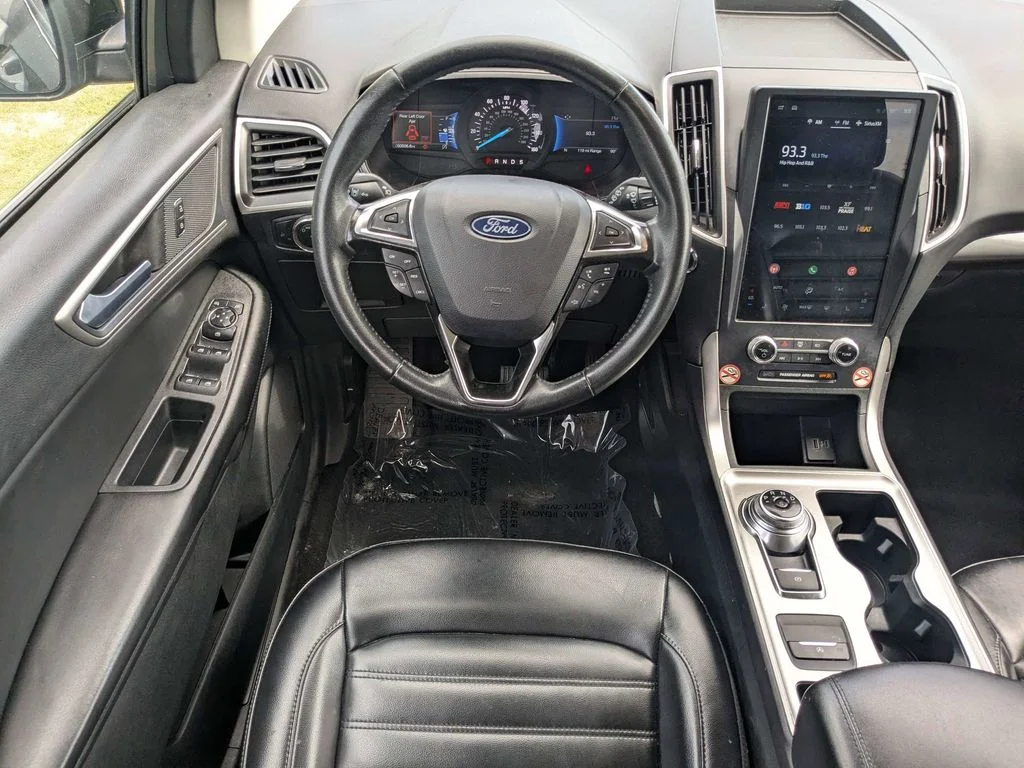 Used 2024 Black Ford SEL image 16