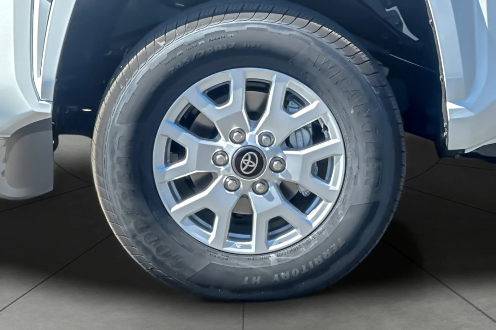 New 2026 Ice Cap Toyota  SR5 image 24