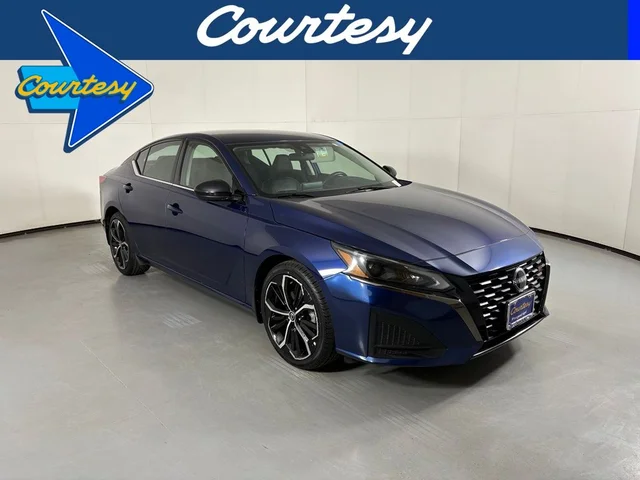 2024 Nissan Altima 2.5 SR