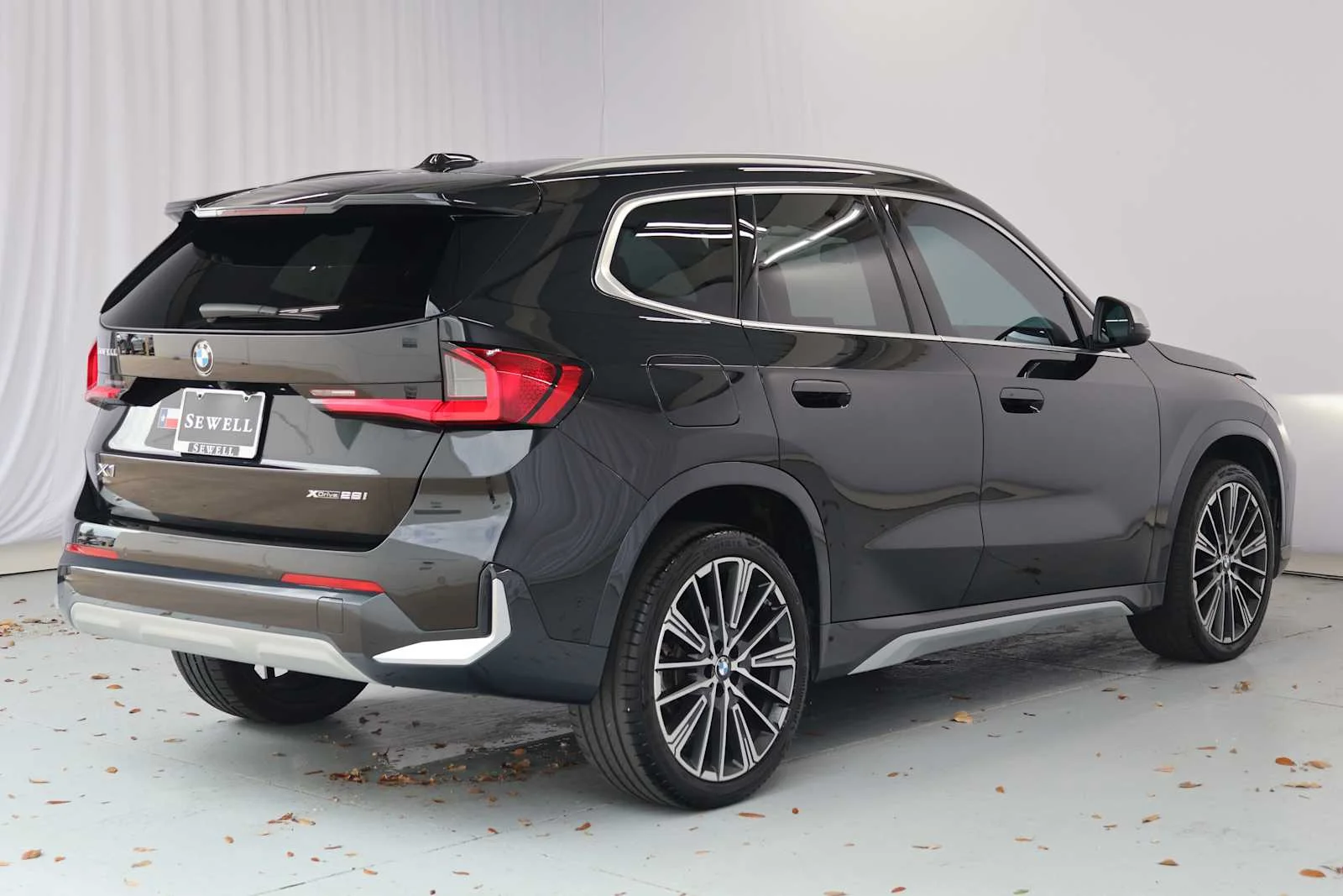 Certified Used 2024 Black Sapphire Metallic BMW xDrive28i image 10