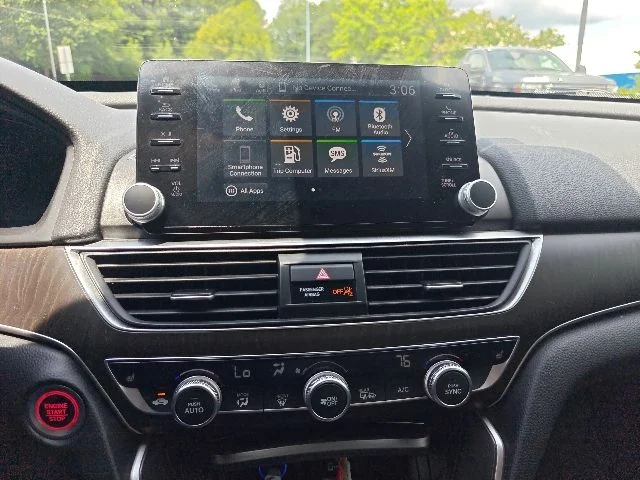 Used 2019 Black Honda EX-L image 11