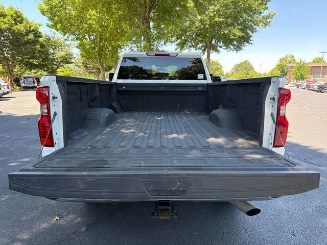Used 2022 Summit White Chevrolet WT image 18