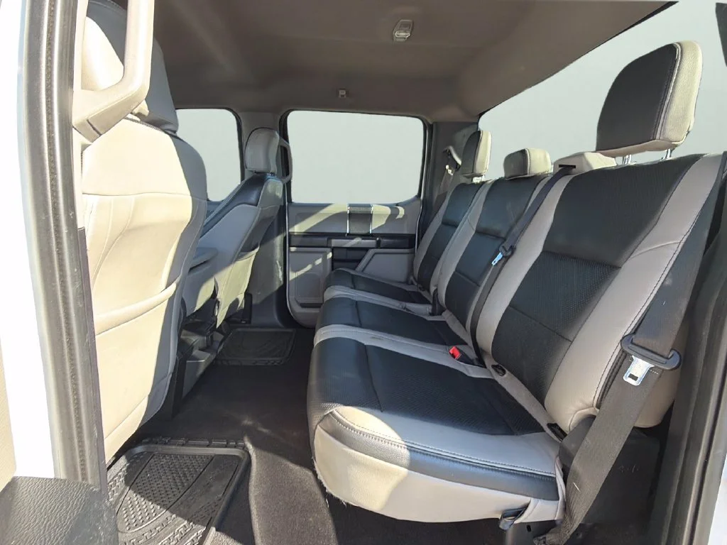 Used 2020 White Ford XLT image 24