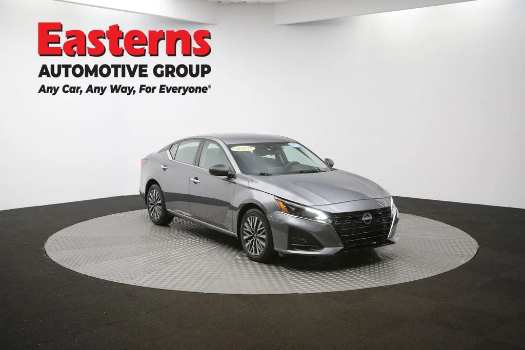 Used 2024 Gray Nissan 2.5 SV image 48