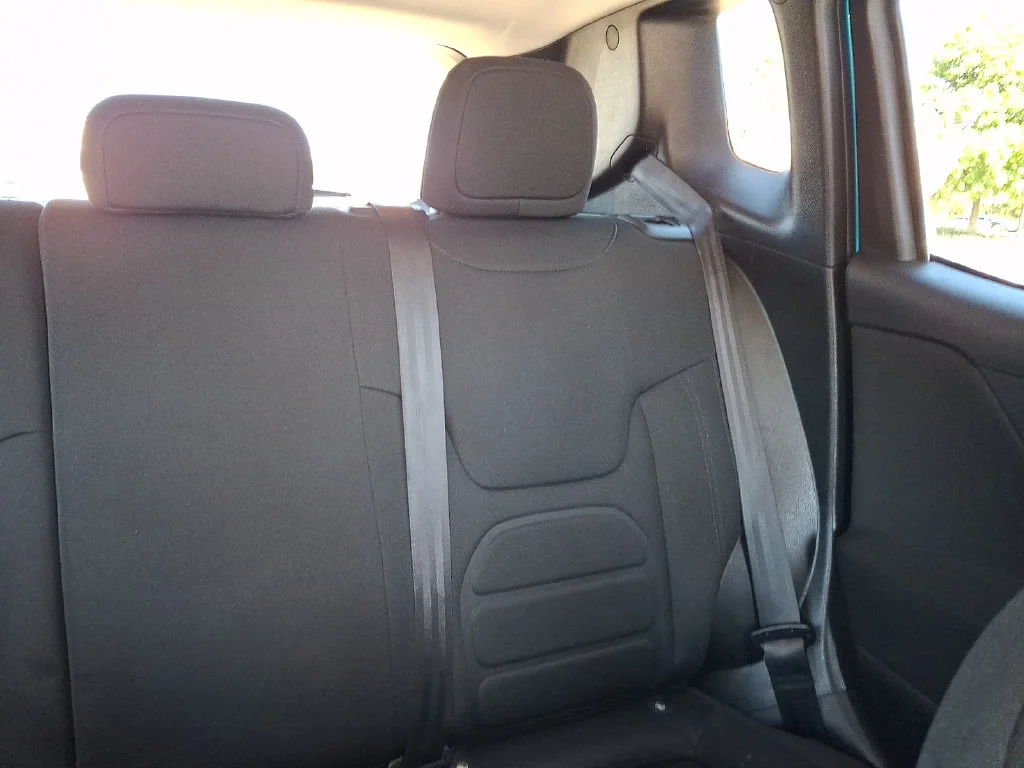 Used 2021  Jeep Latitude image 21