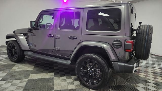 Used 2025 Gray Jeep Sahara 4xe image 5