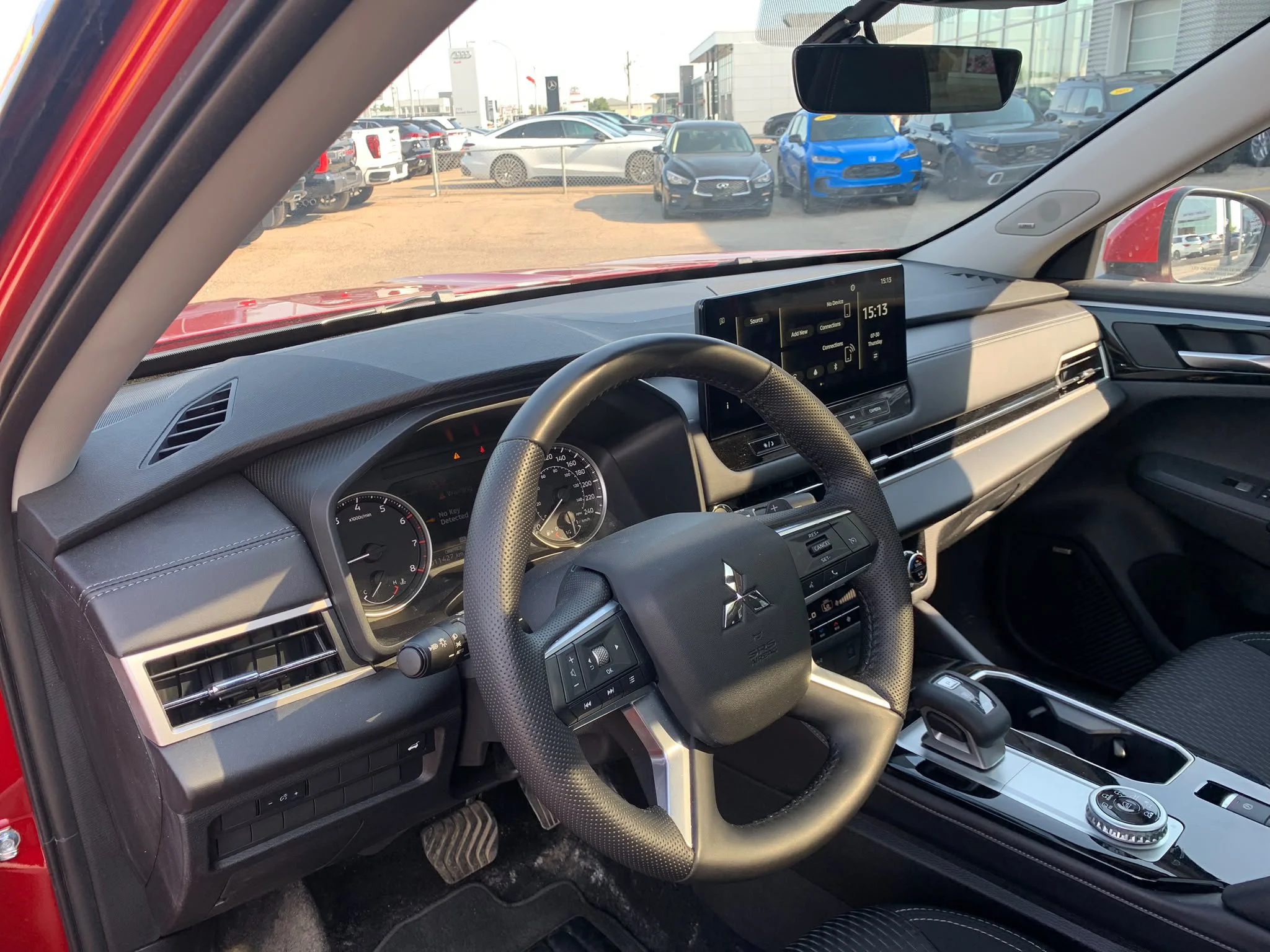 Certified Used 2025 Red Diamond Mitsubishi SE S-AWC*7 Pass | Htd Seats | Pano Roof | Htd Wheel | Yamaha Audio | Blind Spot Detection | CarPlay image 8