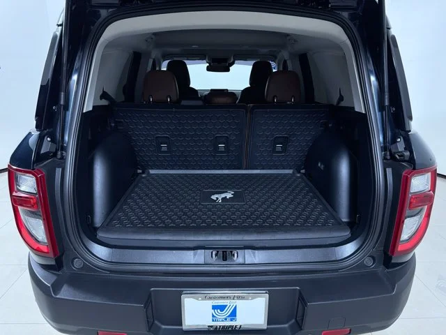Used 2021 ALTO BLUE Ford Badlands image 11