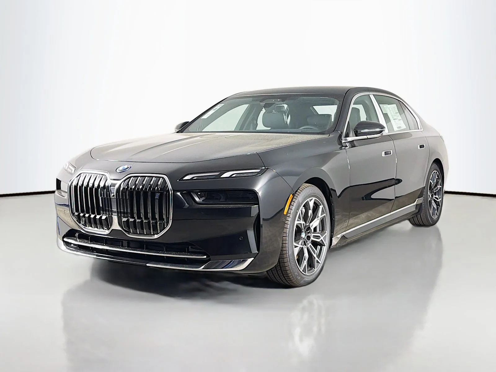 New 2026 Black Sapphire Metallic BMW xDrive60 image 3