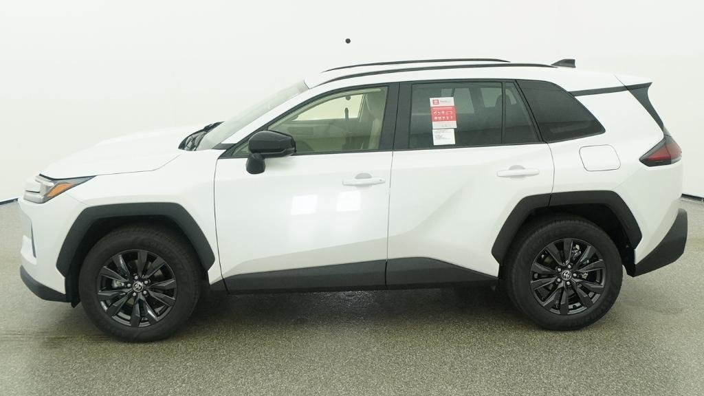 New 2026 Wind Chill Pearl Toyota XLE Premium image 28