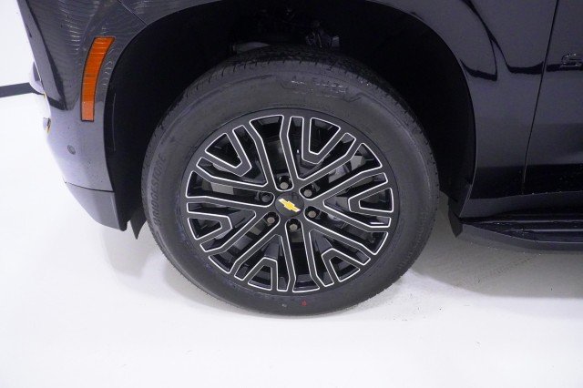2026 Chevrolet Suburban RST - Photo 13