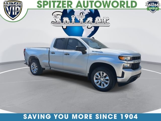 Used 2021 Silver Chevrolet Custom image 2