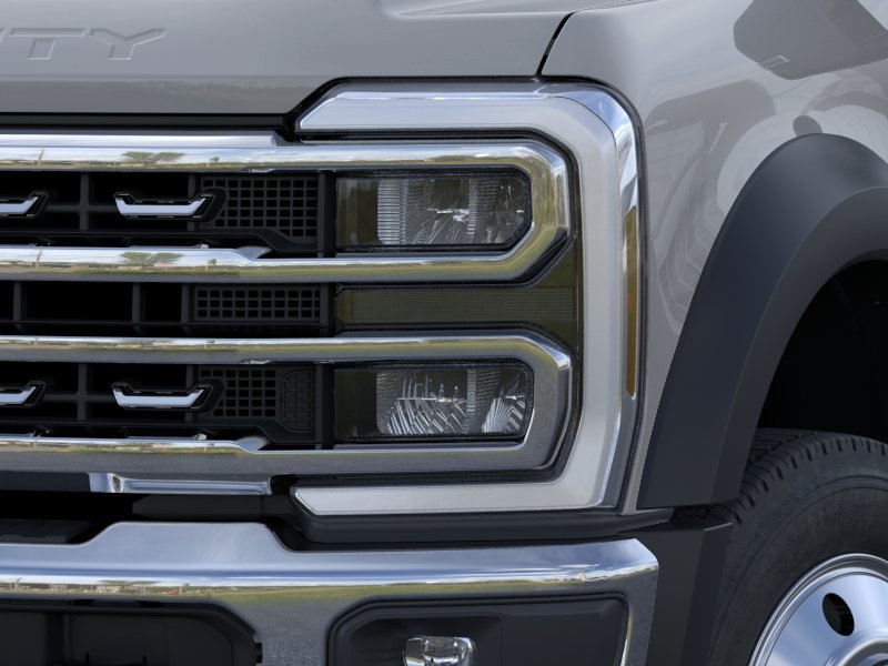 New 2026 Avalanche Gray Ford F-550® LARIAT® image 18