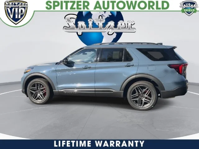 New 2027 Vapor Blue Metallic Ford ST-Line image 10