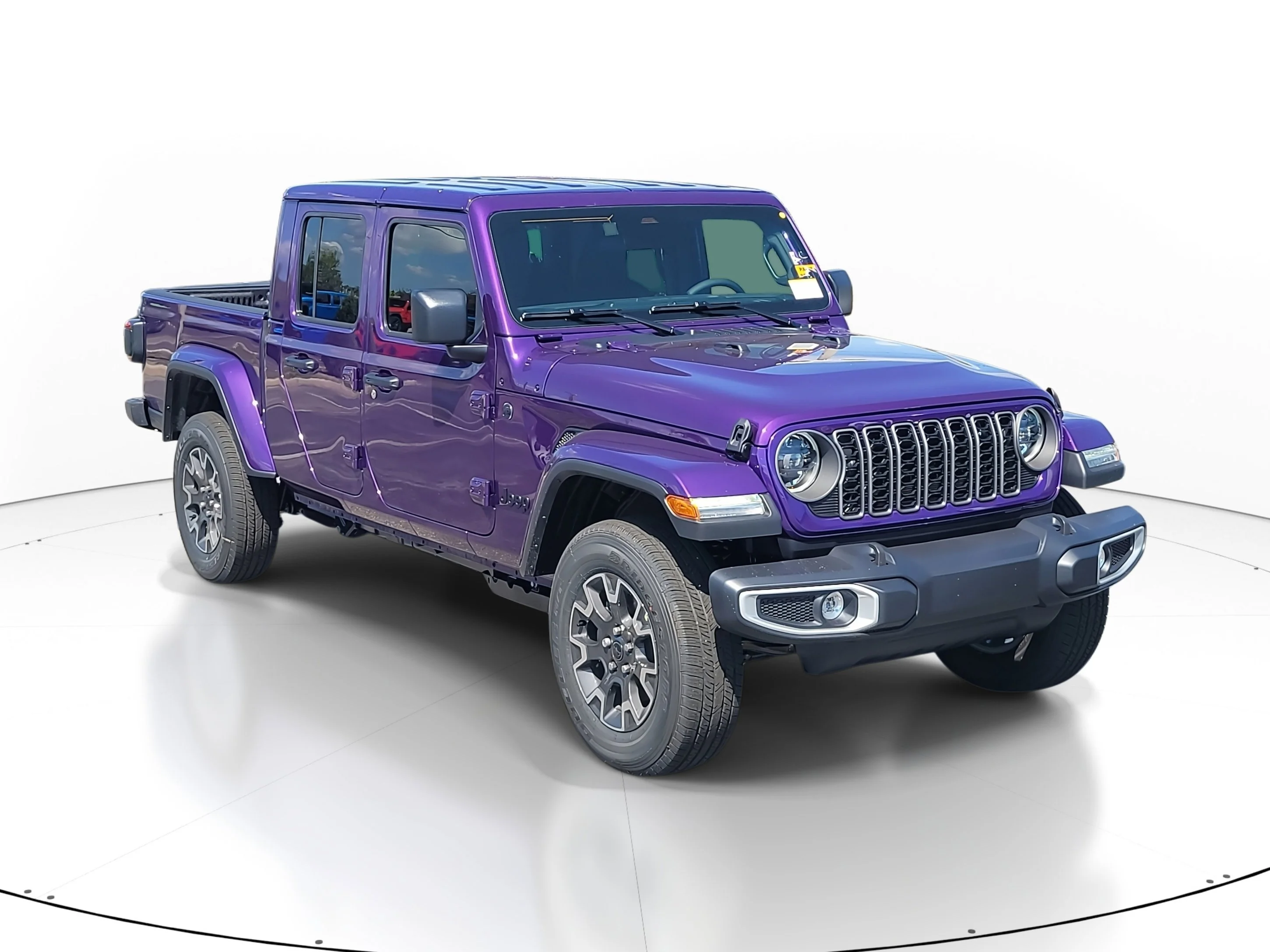 New 2026 Reign Jeep Sahara image 1