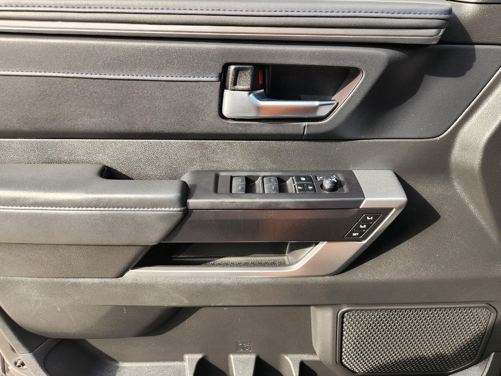 2024 Toyota Sequoia photo 22 of 33