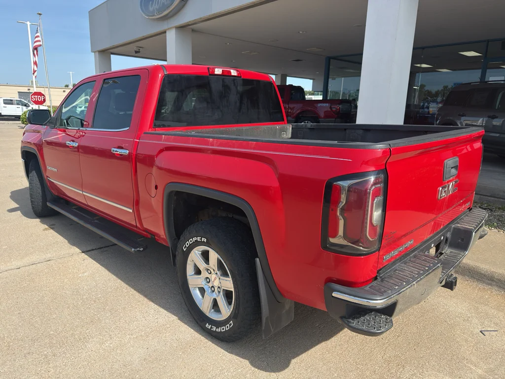 Used 2017 Cardinal Red GMC SLT image 7