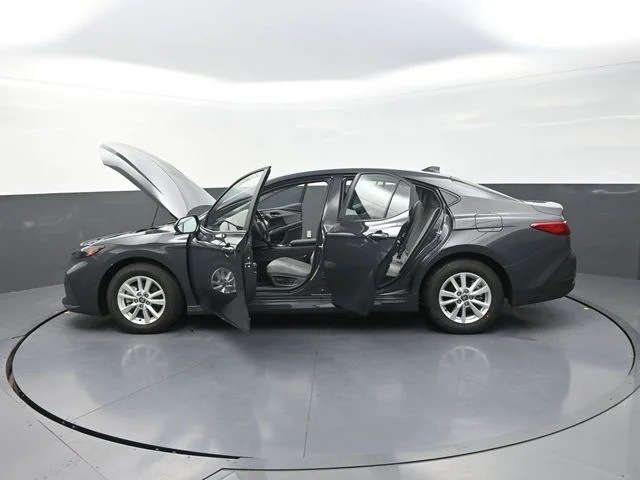 Used 2026  Toyota LE image 42