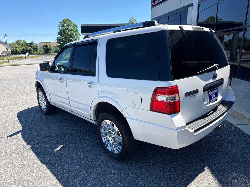 Used 2013 White Platinum Metallic Tri-Coat Ford 4WD 4dr Limited image 6