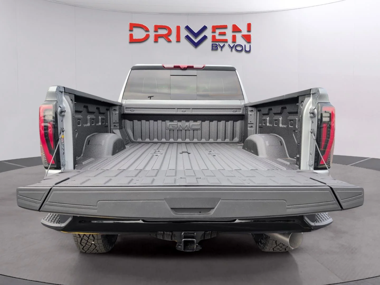 New 2026 Sterling Metallic GMC AT4X image 24