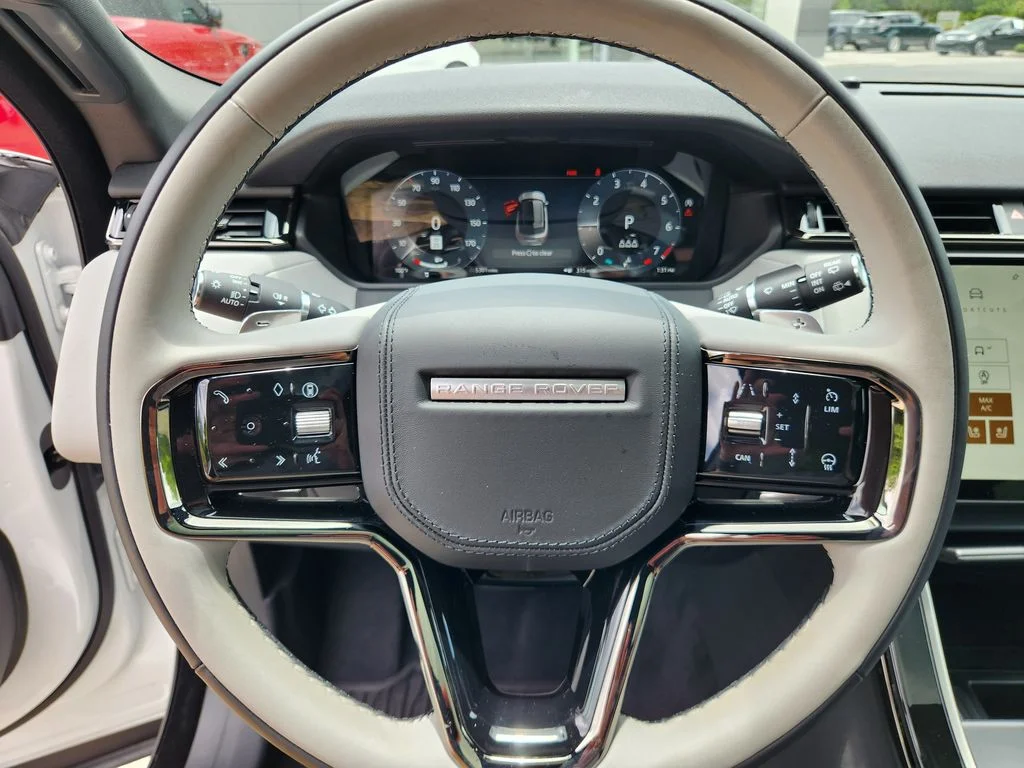 Used 2026 Fuji White Land Rover S image 20