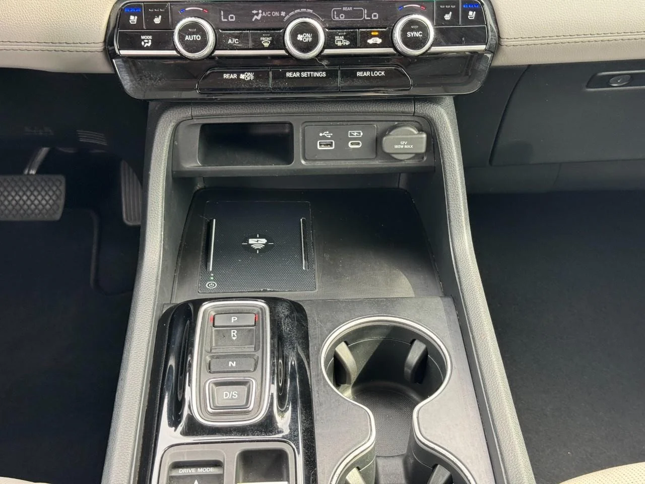 2023 Honda Pilot Elite - Photo 17