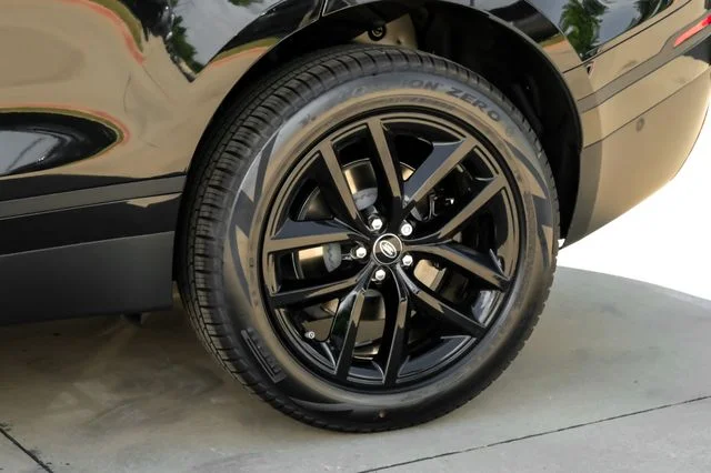 New 2026 Black Land Rover S image 63