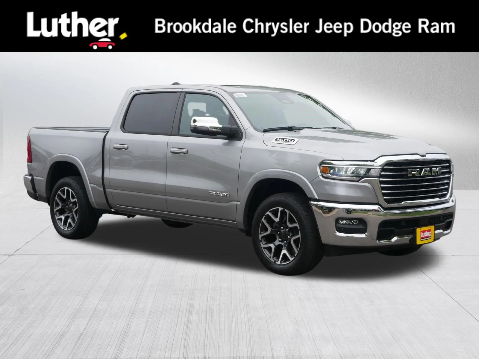 2026 RAM 1500 Laramie 4x4 Crew Cab 5'7's photo