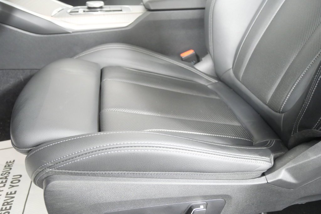 Certified Used 2026 Black Sapphire Metallic BMW 430i image 11