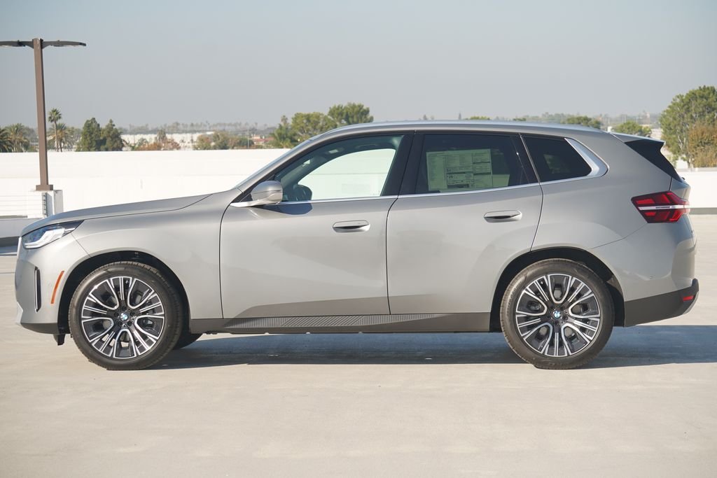 Used 2026 Gray Metallic BMW 30 xDrive image 4