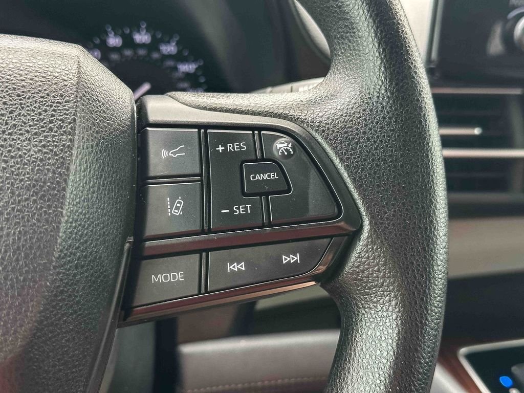 Certified Used 2022 White Toyota LE image 28