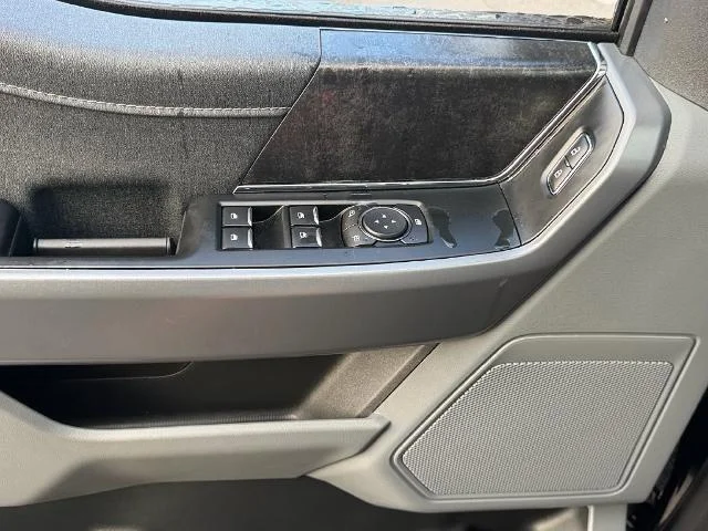 Used 2025 Black Metallic Ford XLT image 55