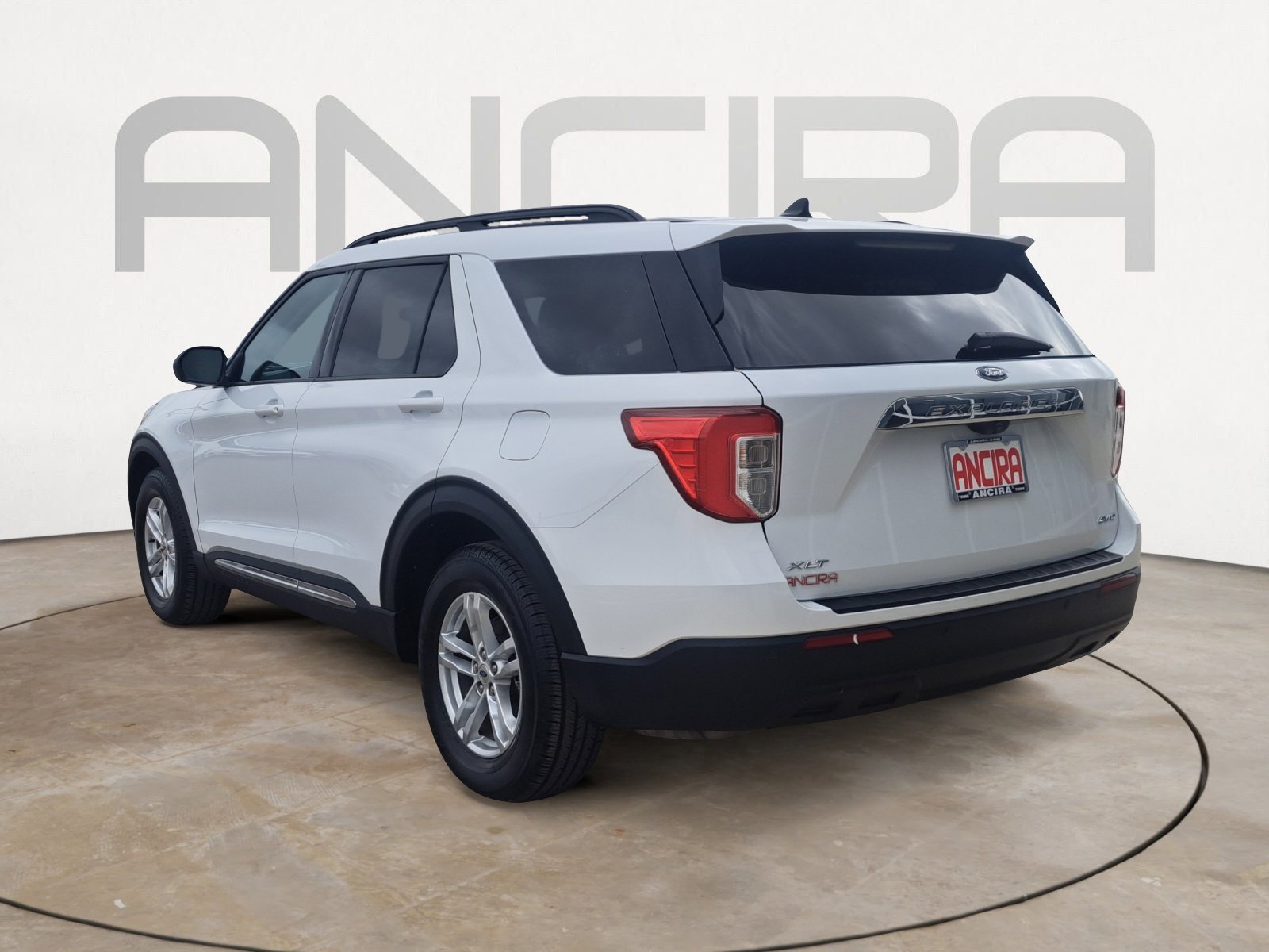 Used 2022 Oxford White Ford XLT image 8