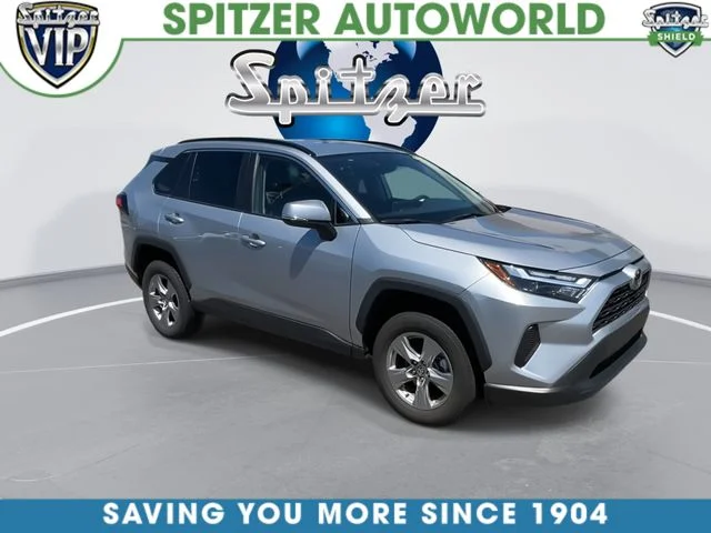 Used 2025 Silver Toyota XLE image 3